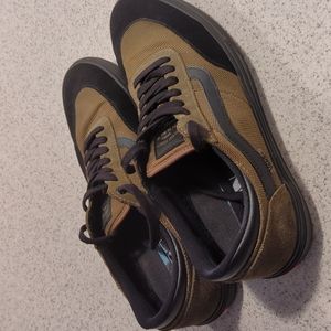 Vans Men's olive/black ultra crush size 11